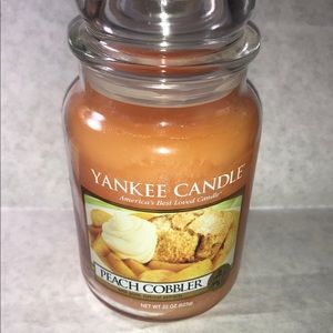 BRAND NEW! YANKEE CANDLE 22oz “PEACH COBBLER”